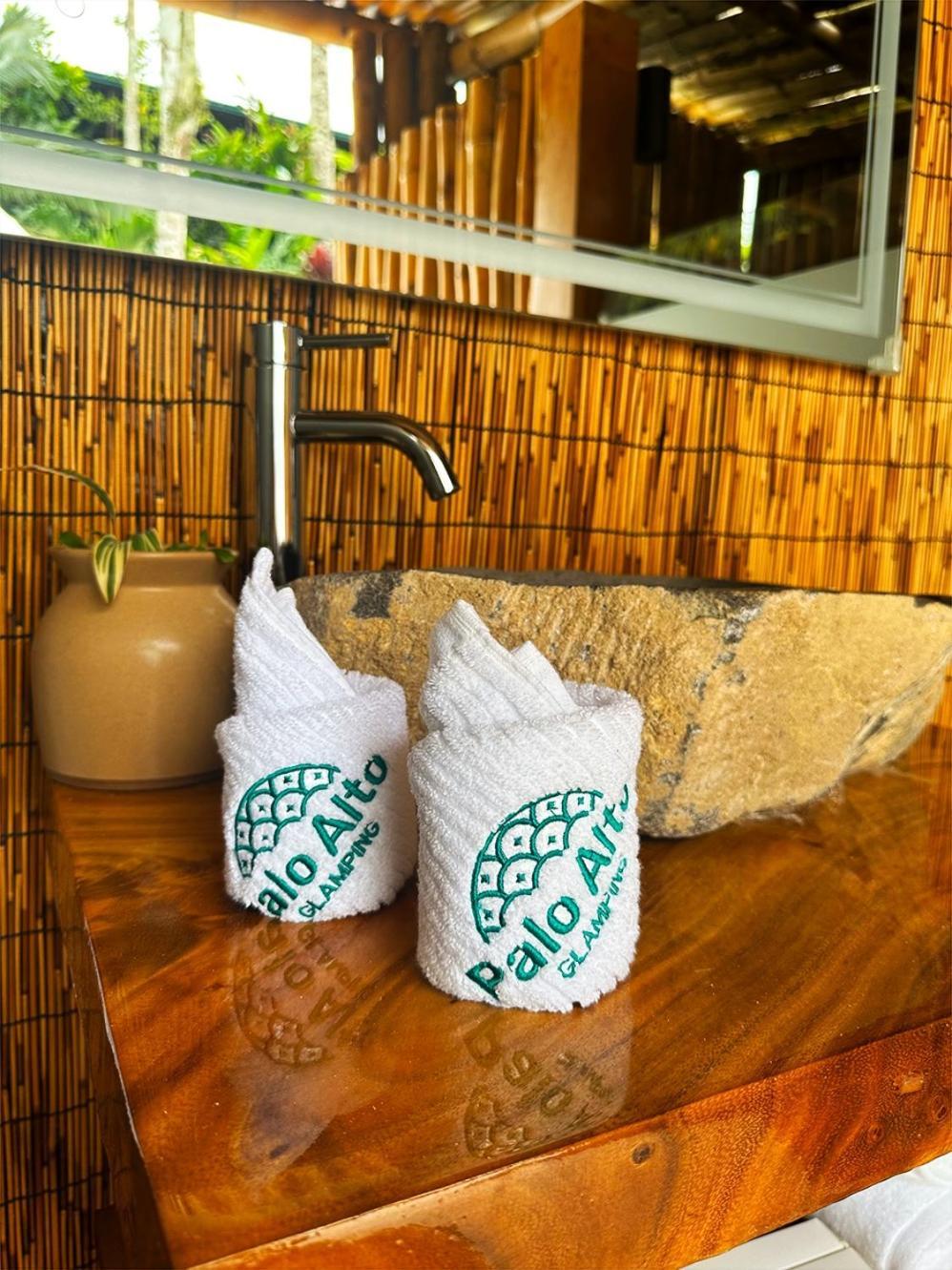 Palo Alto Glamping Hotel Quesada  Phòng bức ảnh
